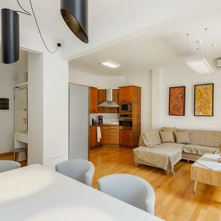 Brand-New Modern Flat In Heart Of City Thessaloníki Exteriör bild